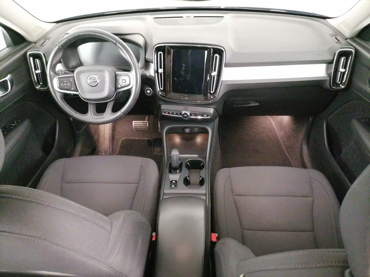 VOLVO Veicoli Commerciali XC40 usata a Roma (9)