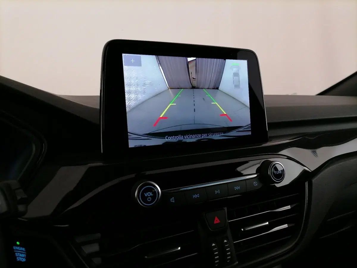 Ford Kuga usata a Roma (16)