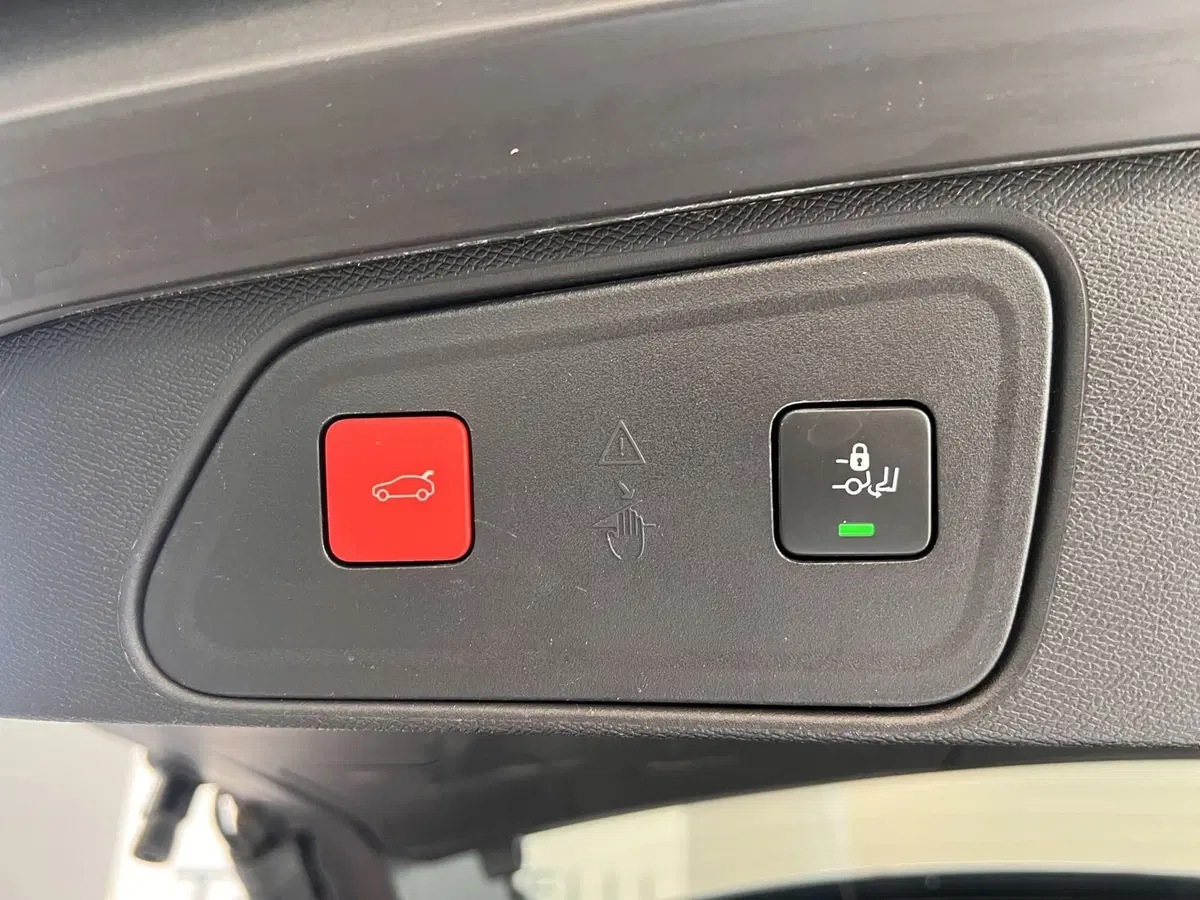 Peugeot 3008 usata a Bari (10)