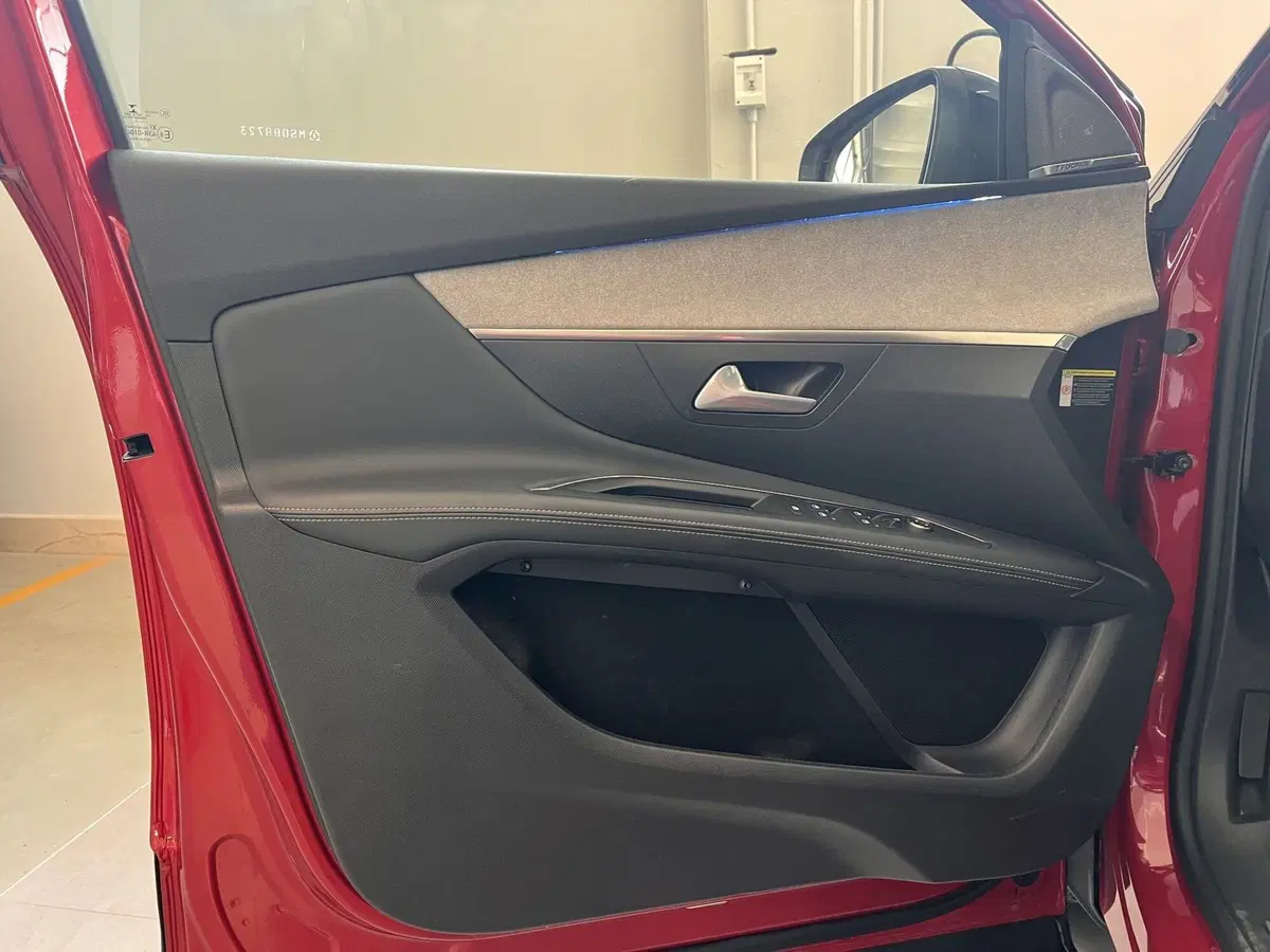 Peugeot 3008 usata a Bari (12)