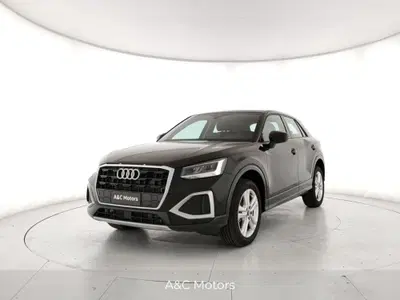 Audi Q2 35 2.0 tdi Business Advanced s-tronic nuova a Pozzuoli