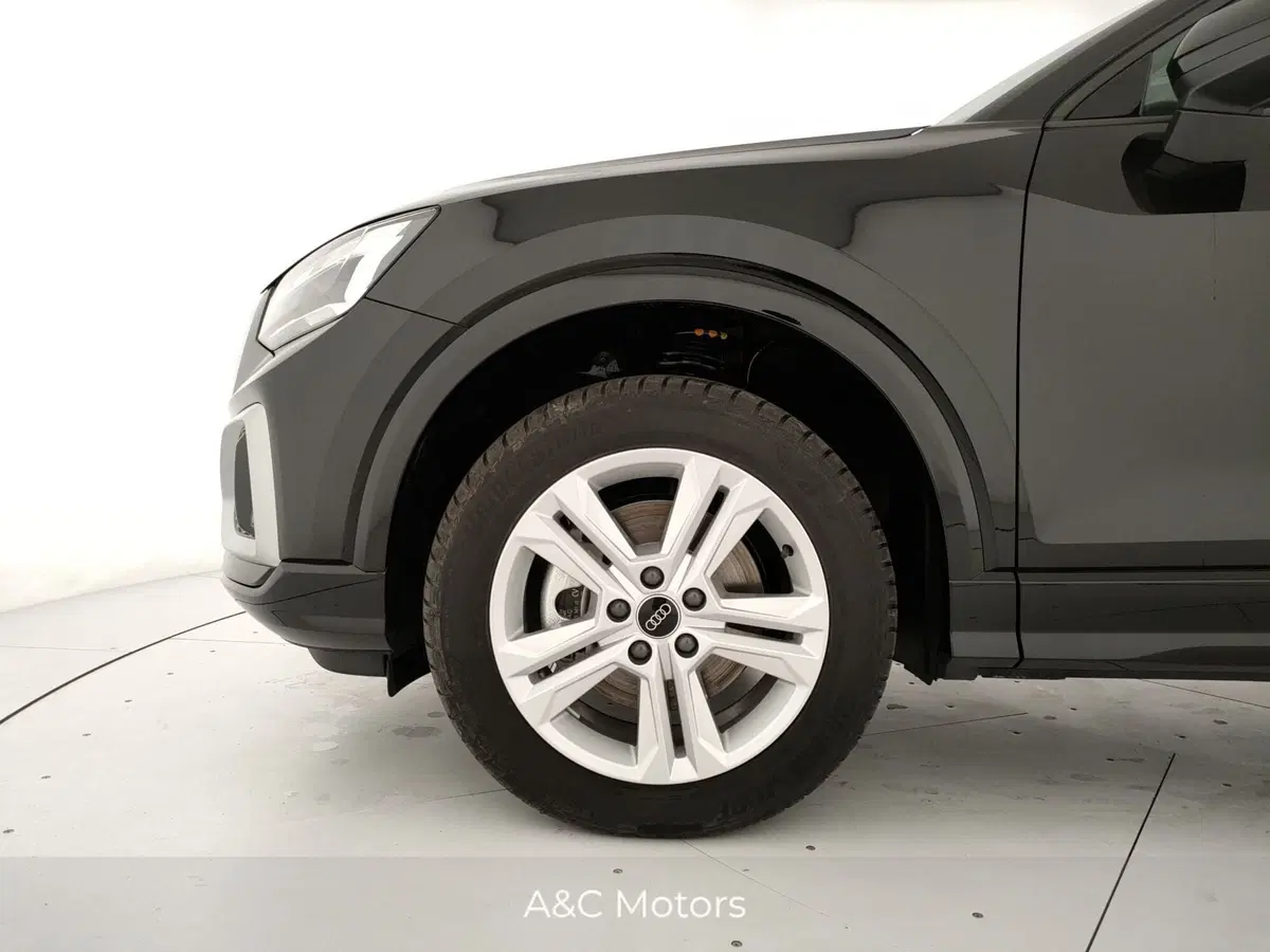 Audi Q2 nuova a Napoli (6)