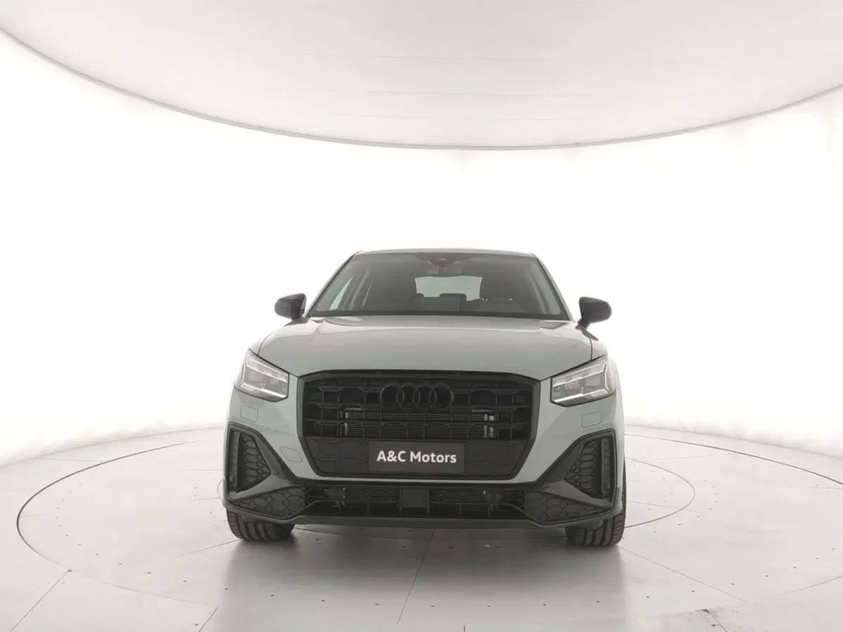 Audi Q2 nuova a Napoli (4)