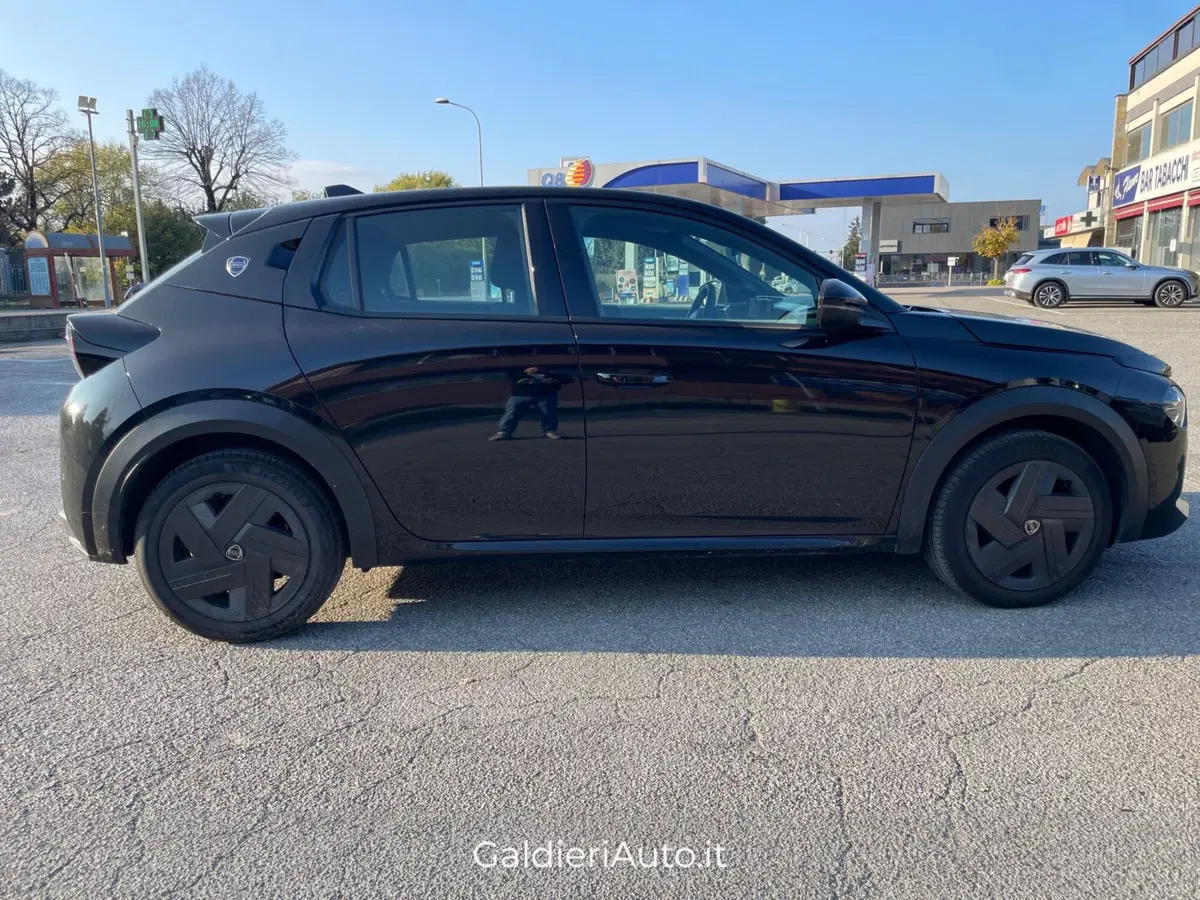Lancia Ypsilon usata a Salerno (16)