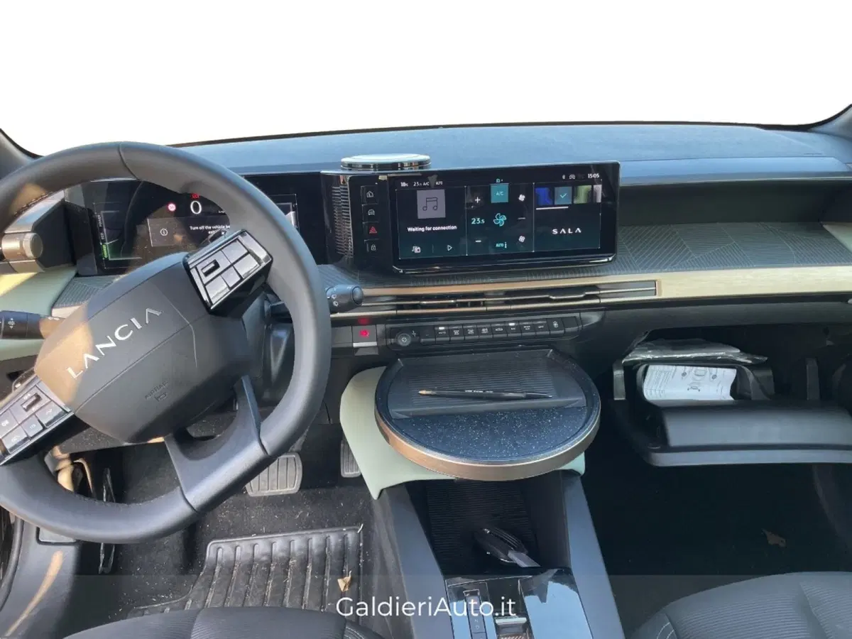 Lancia Ypsilon usata a Salerno (5)