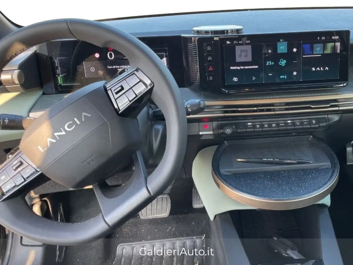 Lancia Ypsilon usata a Salerno (8)