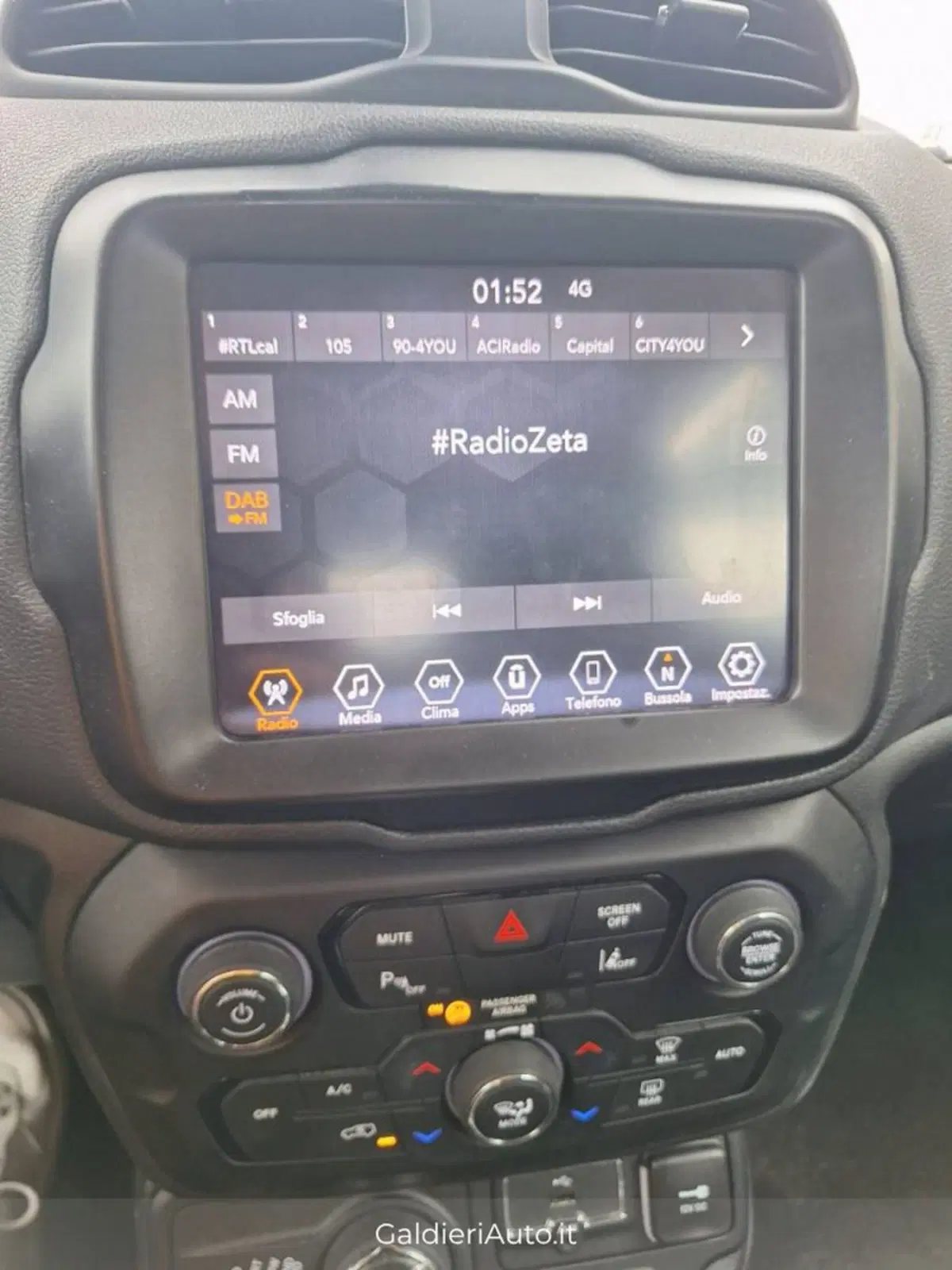 Jeep Renegade usata a Salerno (12)
