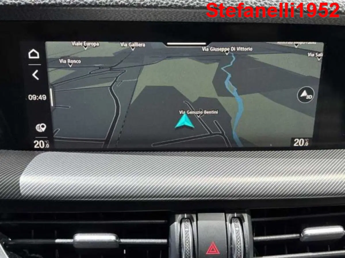 Alfa Romeo Stelvio usata a Bologna (18)