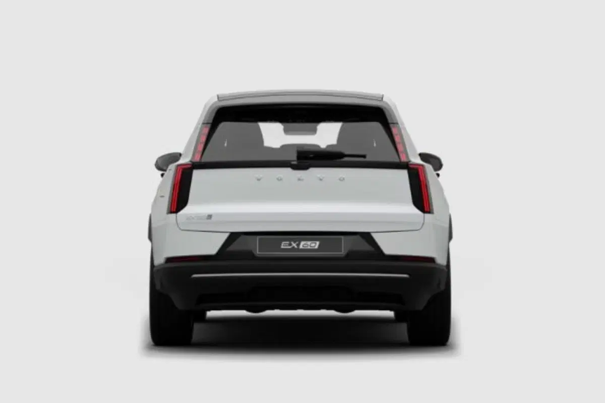 Volvo EX60 nuova a Udine (3)