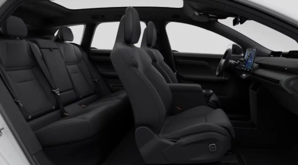 Volvo EX60 nuova a Udine (5)