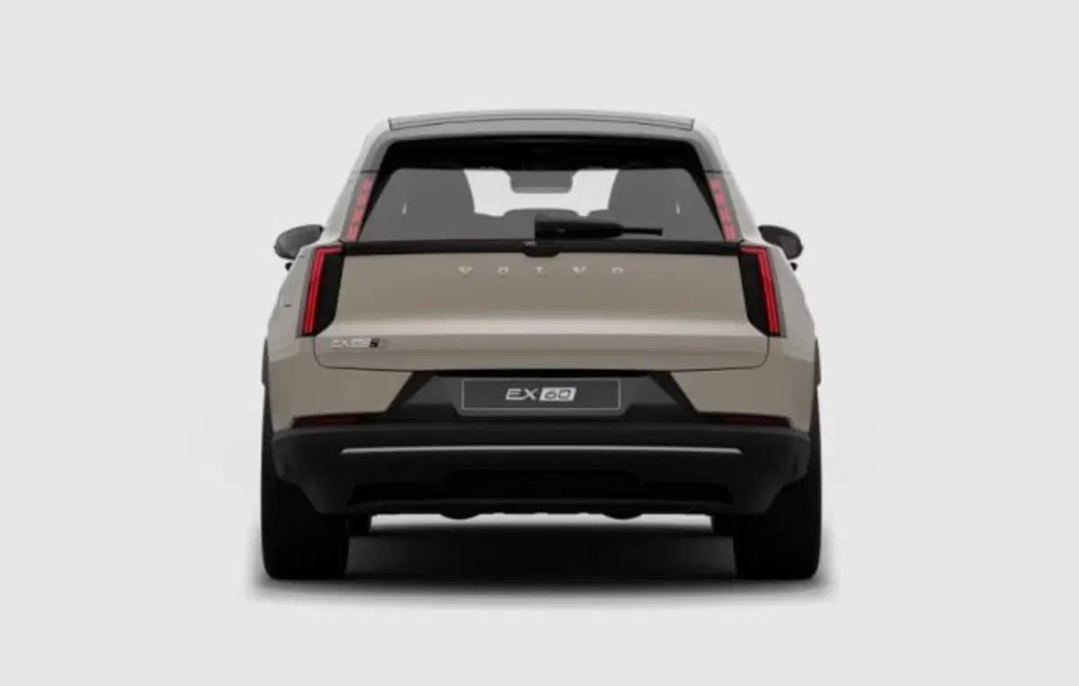 Volvo EX60 nuova a Udine (3)