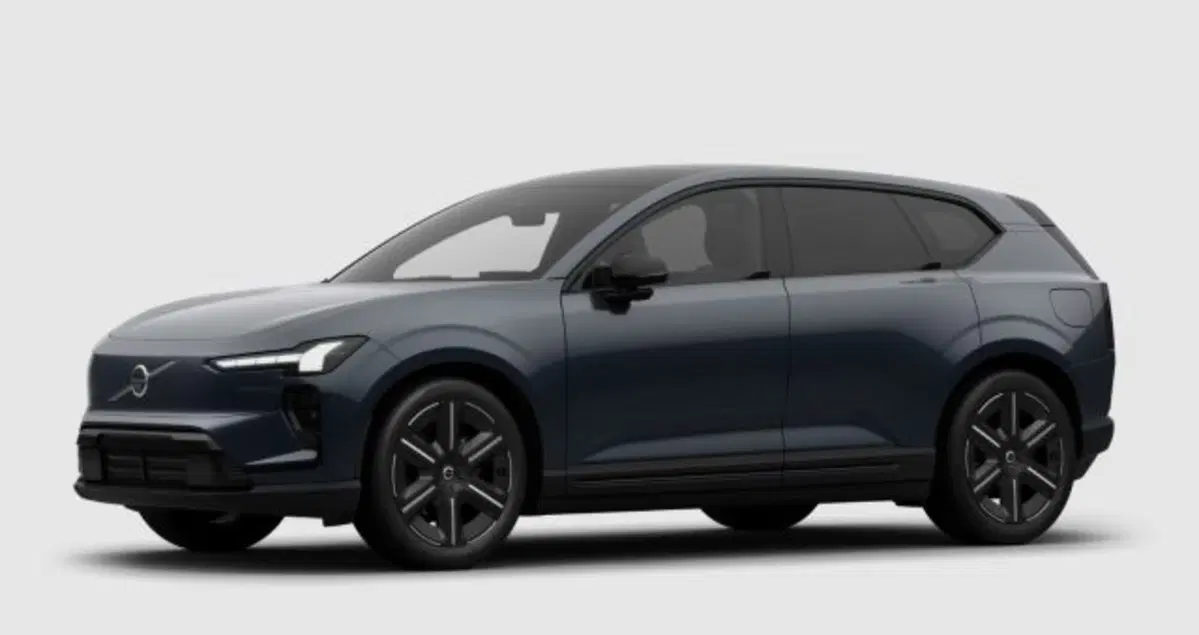 Volvo EX60 nuova a Udine (2)