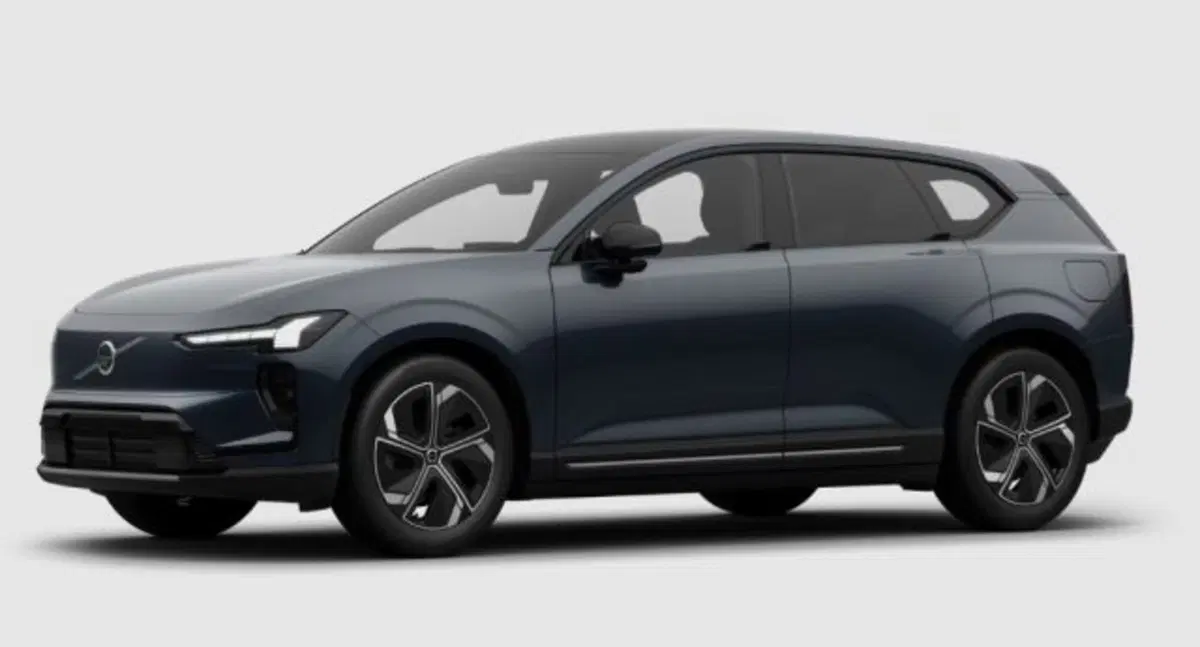 Volvo EX60 nuova a Udine (2)