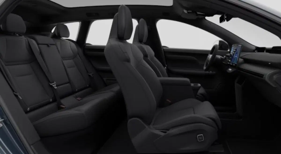 Volvo EX60 nuova a Udine (5)