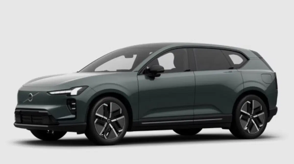 Volvo EX60 nuova a Udine (2)