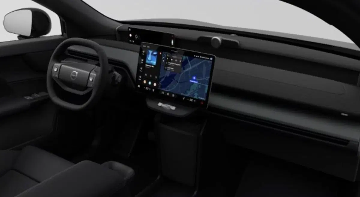 Volvo EX60 nuova a Udine (4)