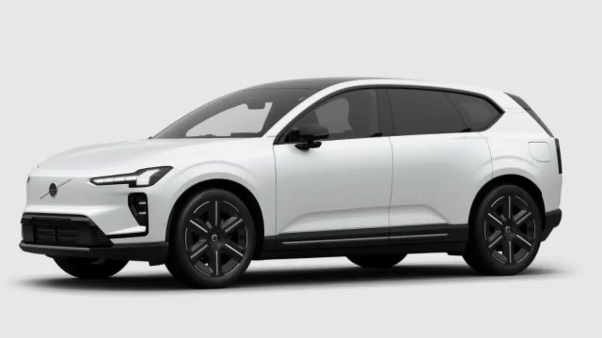 Volvo EX60 nuova a Udine (2)