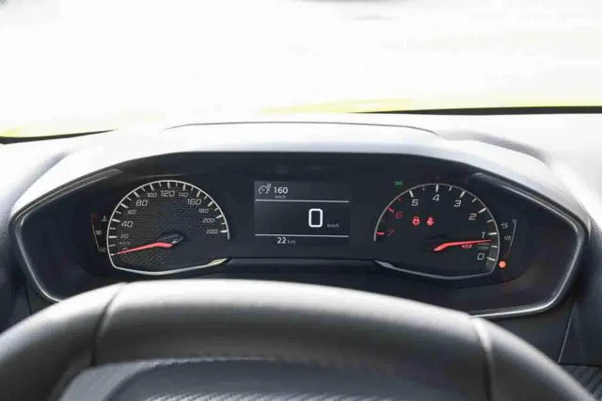 Peugeot 208 nuova a Torino (13)