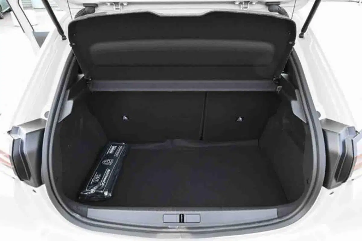 Peugeot 208 nuova a Torino (5)