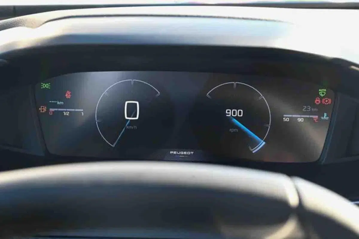 Peugeot 2008 nuova a Torino (13)