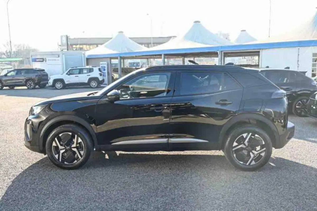 Peugeot 2008 nuova a Torino (19)