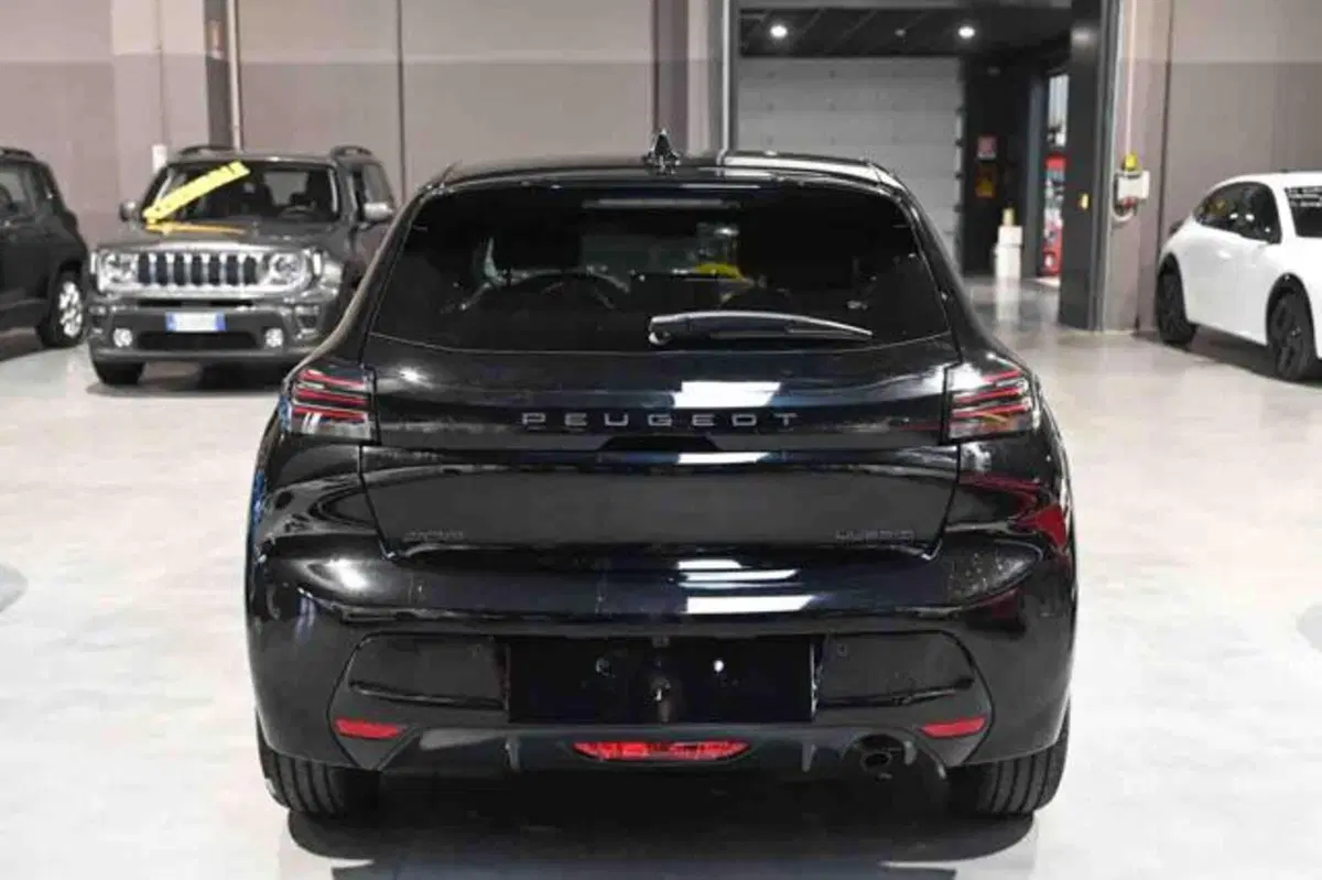 Peugeot 208 nuova a Torino (19)