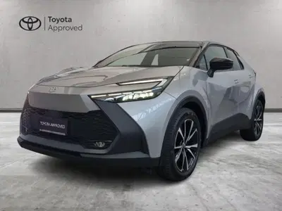 Toyota Toyota C-HR 2.0 phev Trend fwd e-cvt del 2024 usata a Torri di Quartesolo