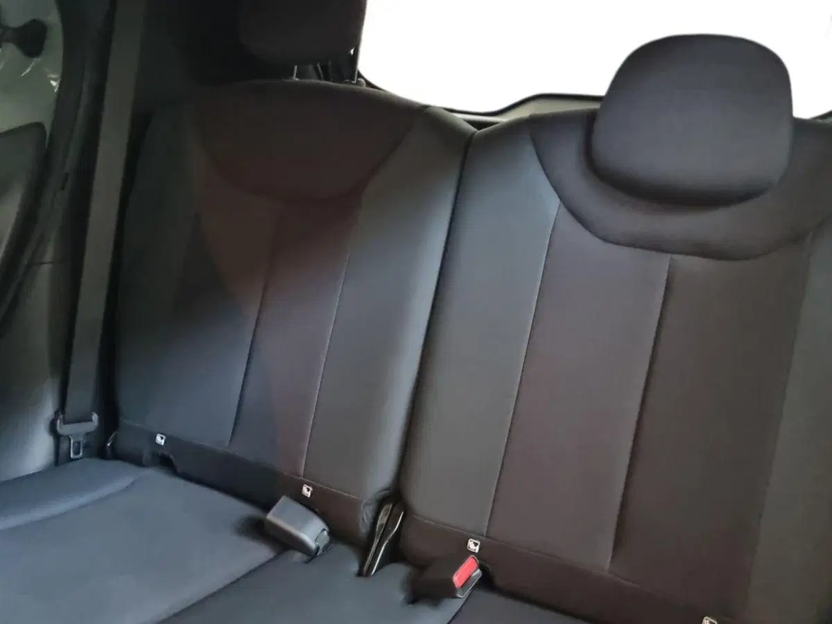 Toyota Aygo X usata a Vicenza (11)