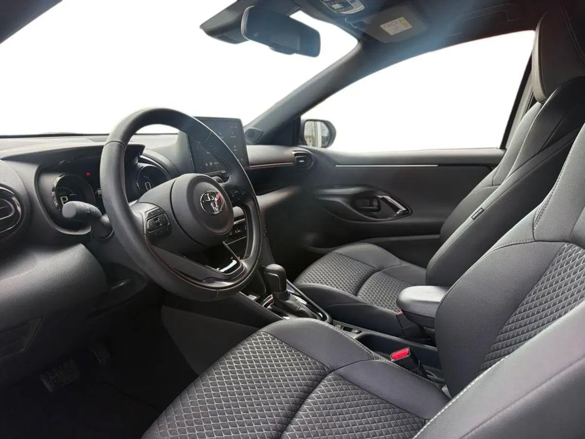 Toyota Yaris Cross usata a Vicenza (7)