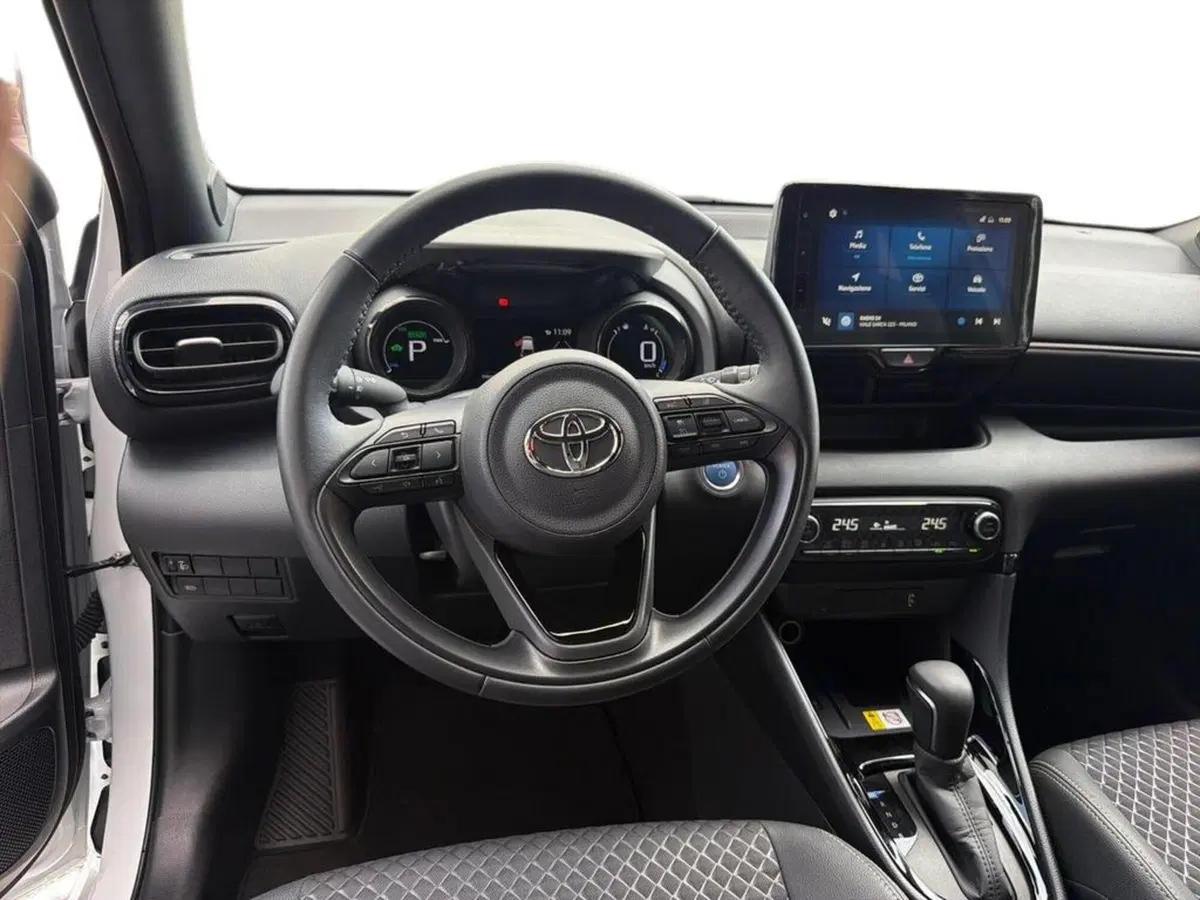 Toyota Yaris Cross usata a Vicenza (8)