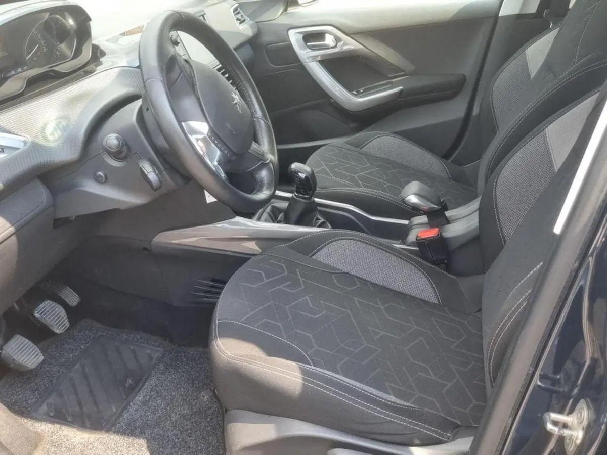 Peugeot 2008 usata a Vicenza (6)