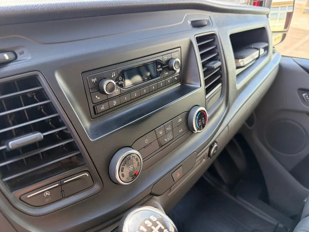 Ford Transit Custom Furgone usata a Vicenza (9)