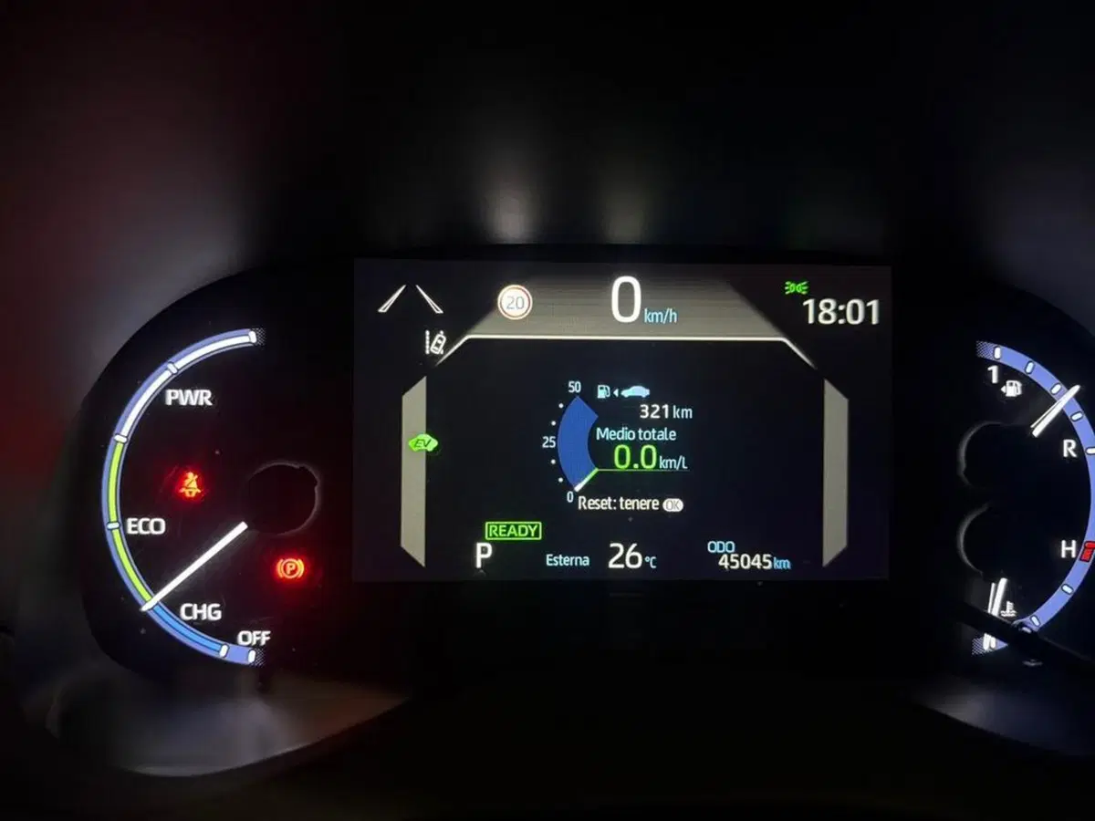 Toyota Yaris Cross usata a Vicenza (9)