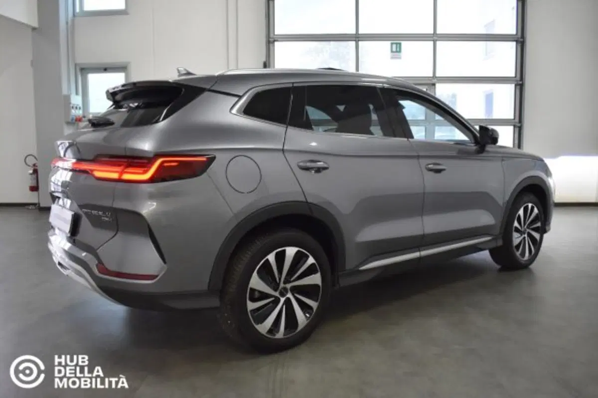 Byd Seal U DM-i usata a Perugia (4)