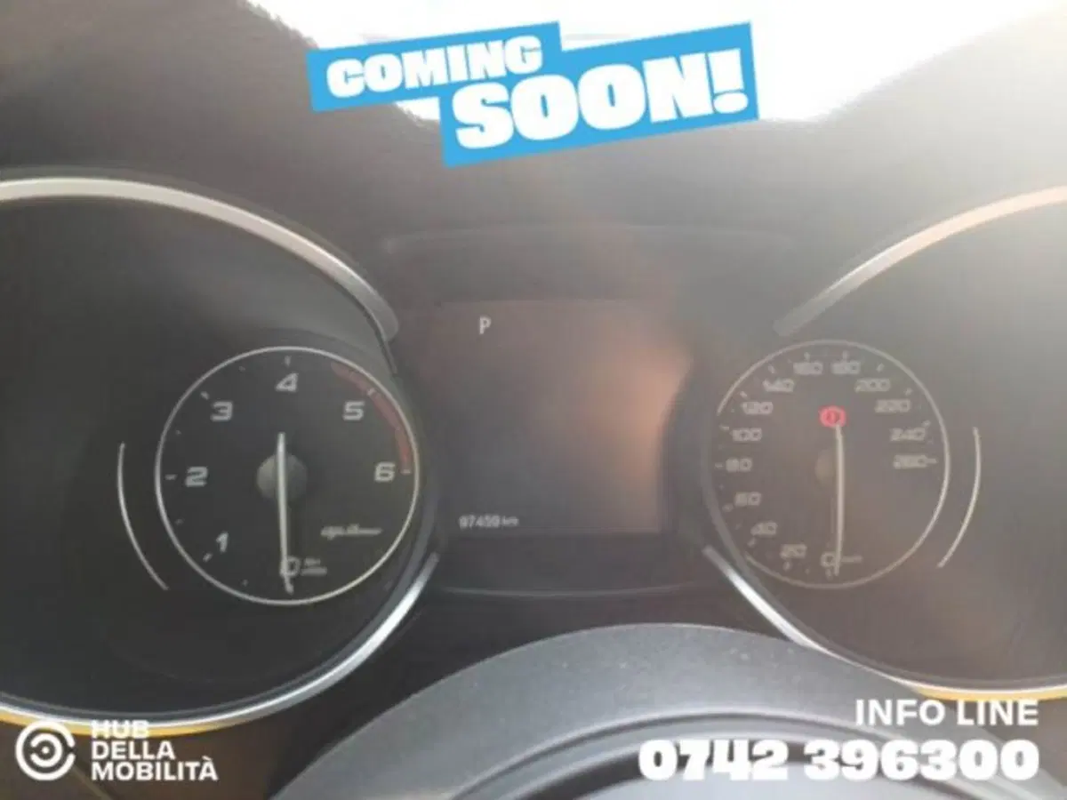 Alfa Romeo Stelvio usata a Perugia (6)