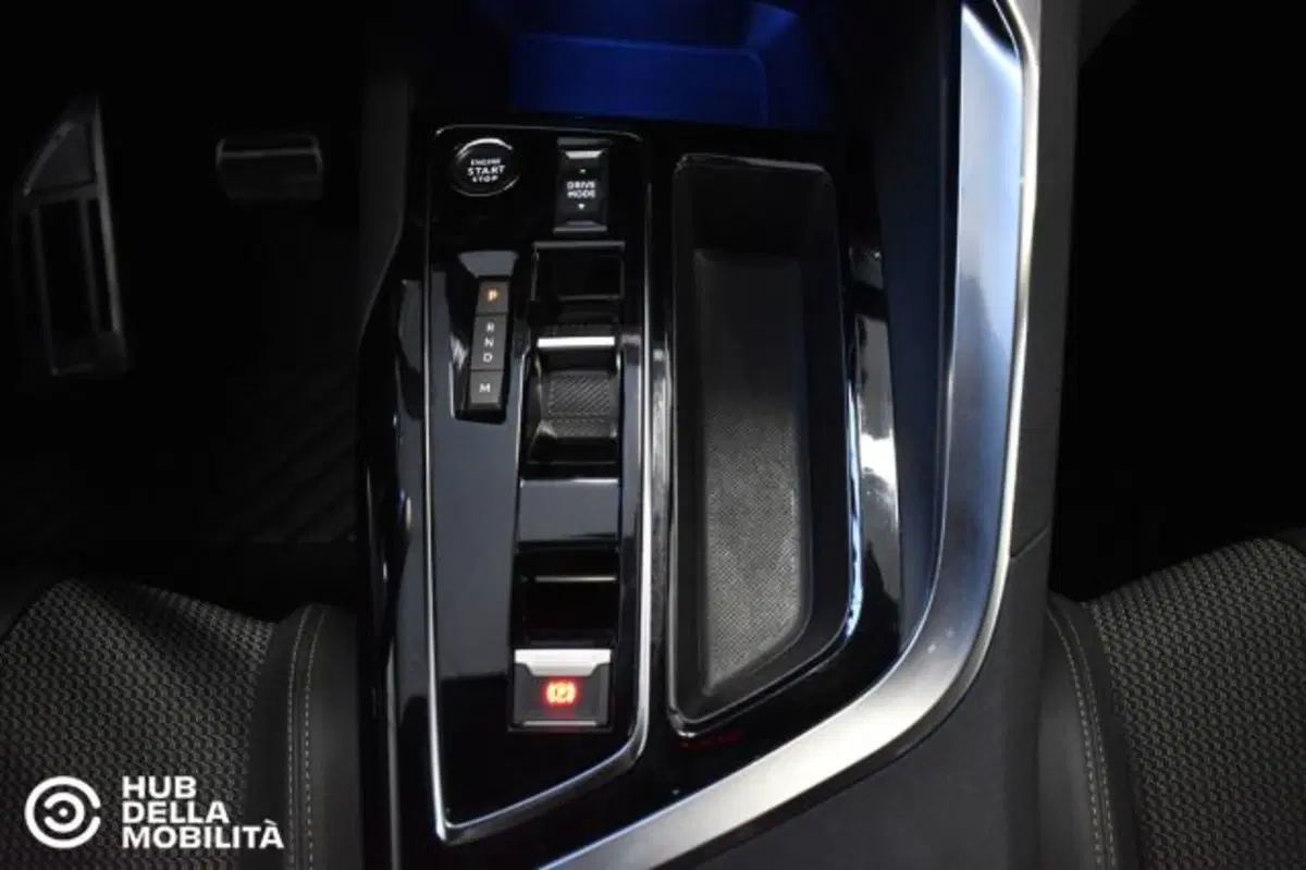 Peugeot 5008 usata a Perugia (12)