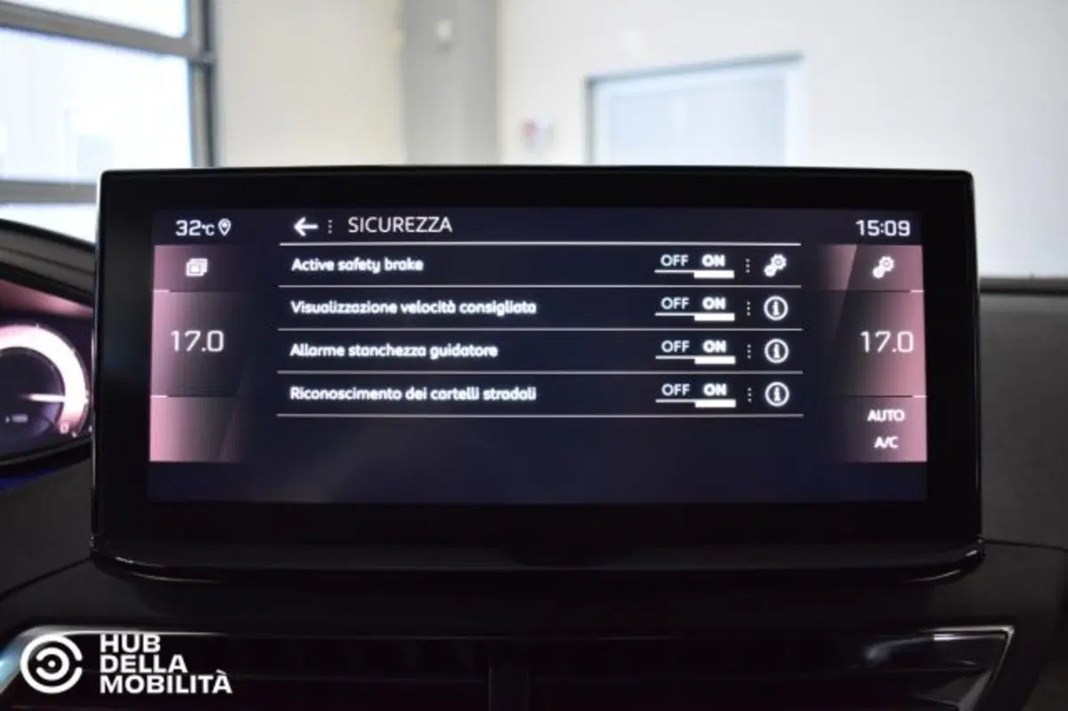 Peugeot 5008 usata a Perugia (16)