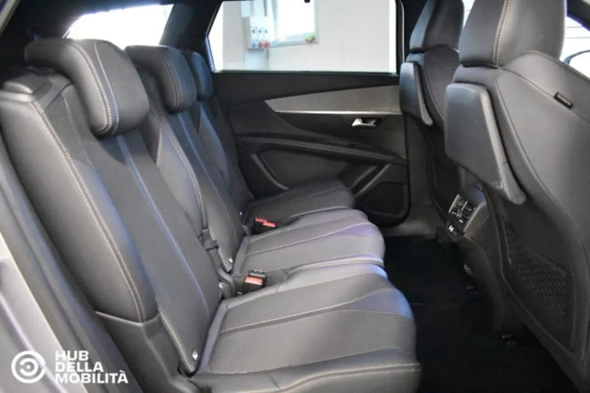 Peugeot 5008 usata a Perugia (19)