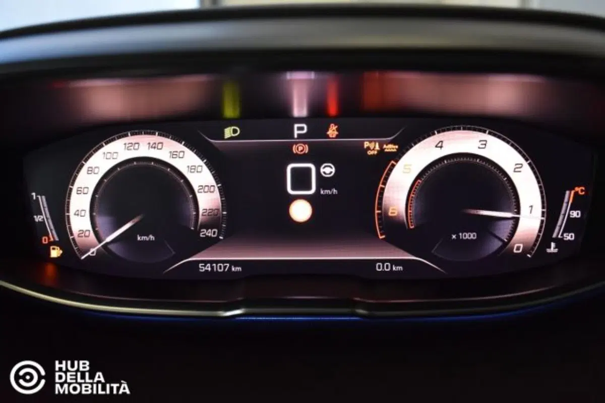 Peugeot 5008 usata a Perugia (8)