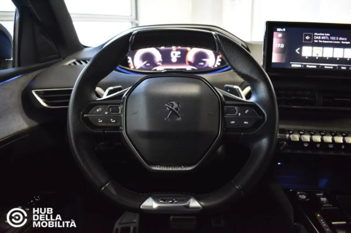 Peugeot 5008 usata a Perugia (9)
