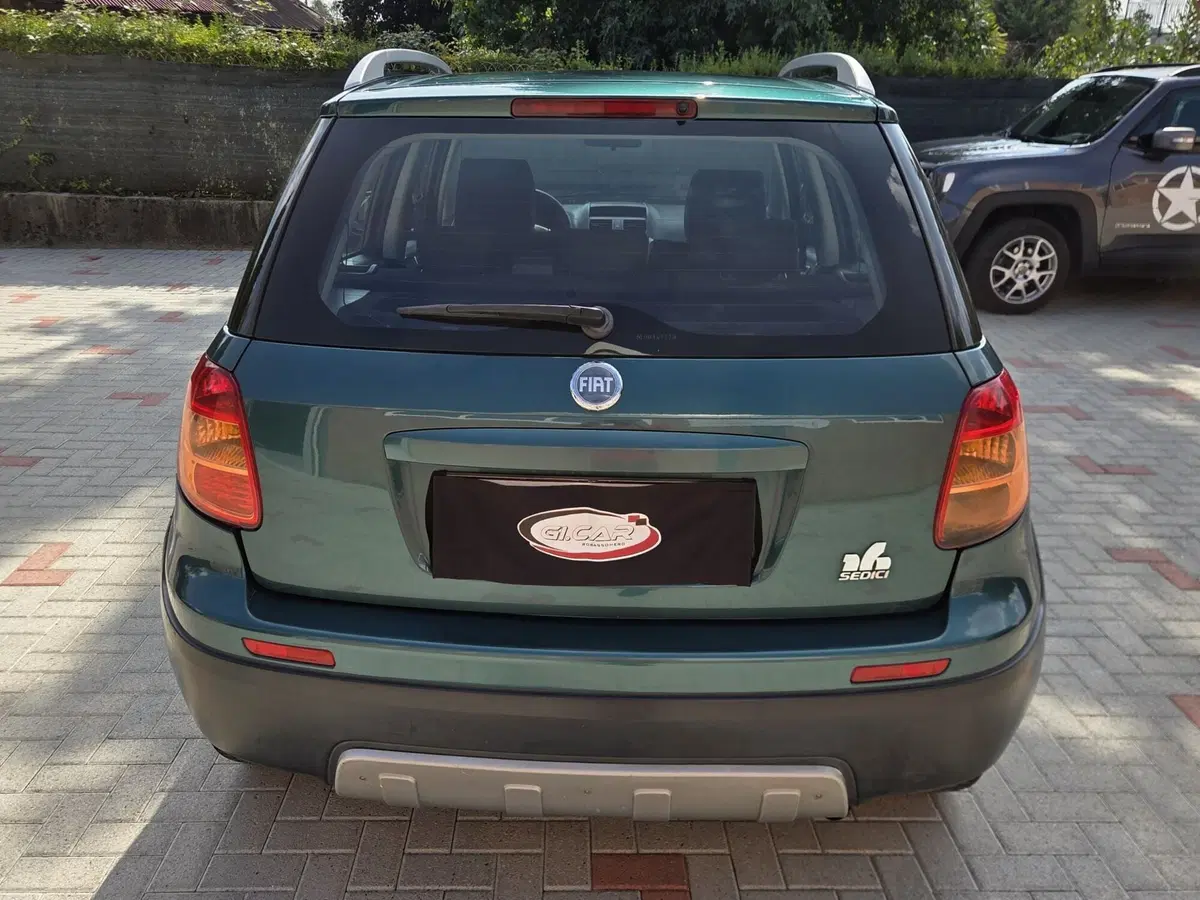 Fiat Sedici usata a Torino (17)