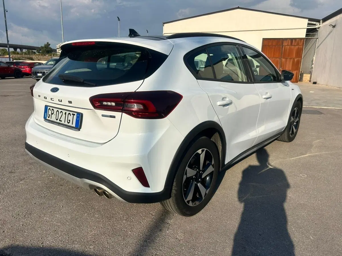Ford Focus usata a Napoli (2)