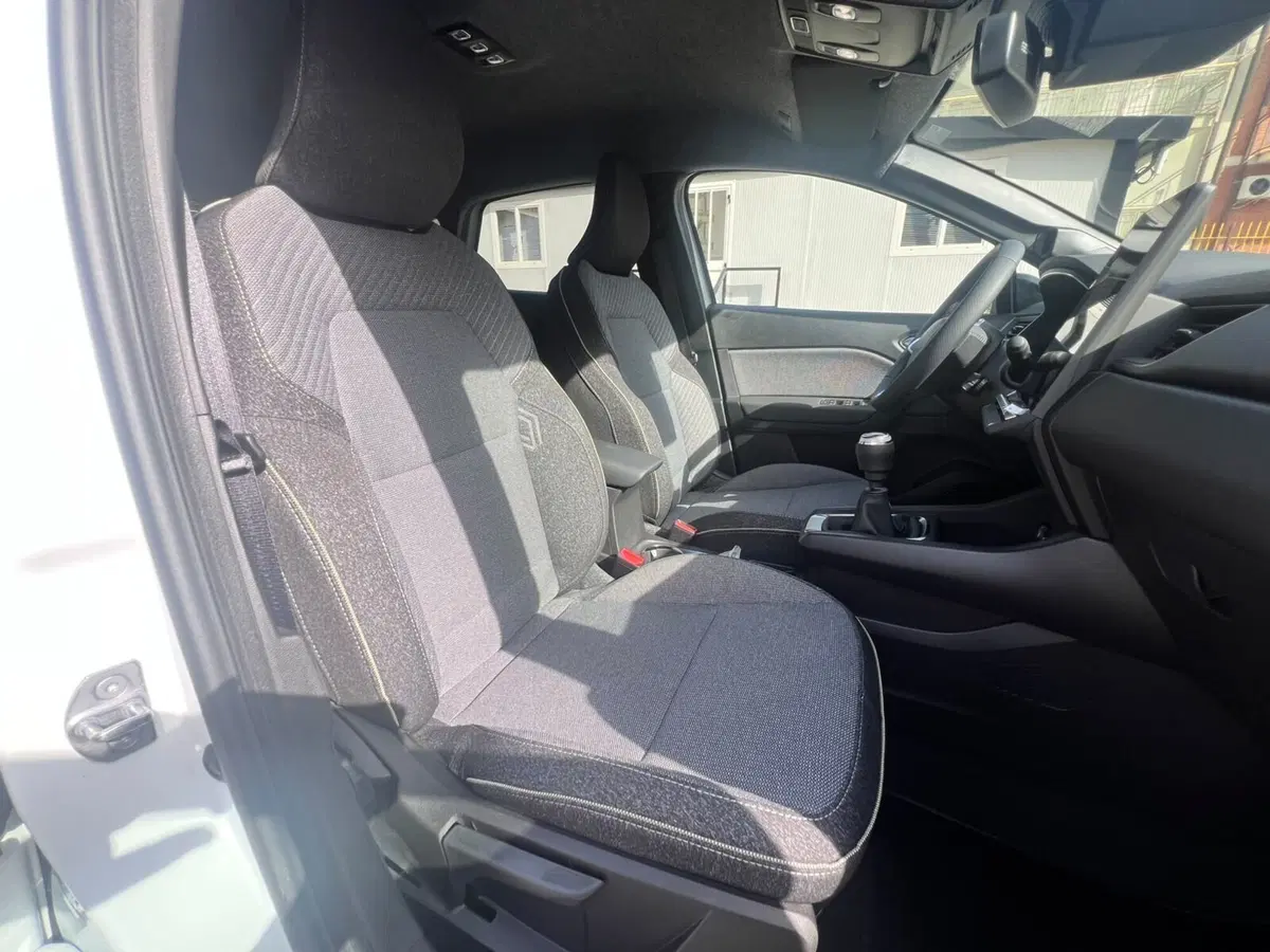 Renault Captur nuova a Messina (12)