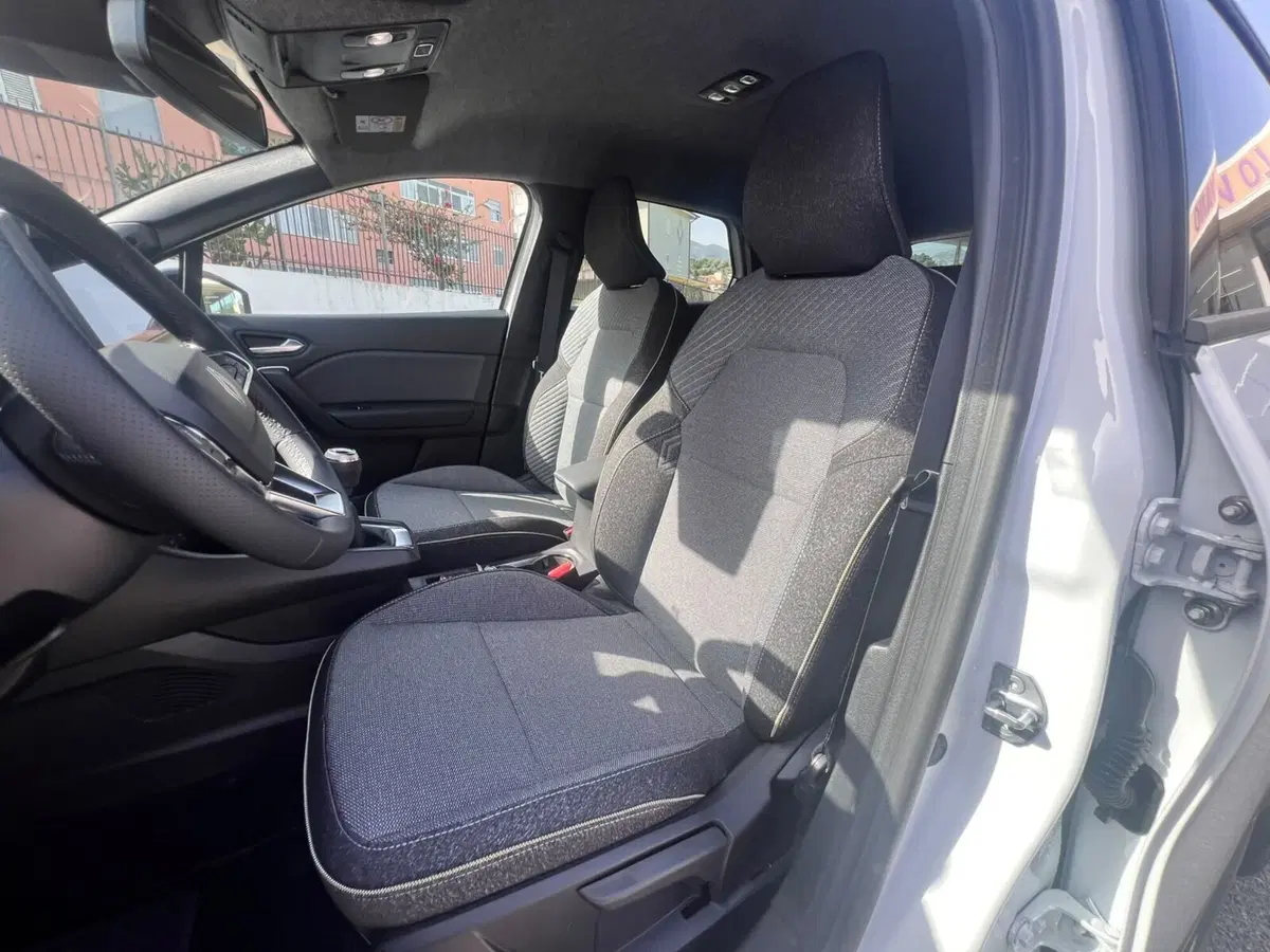 Renault Captur nuova a Messina (9)