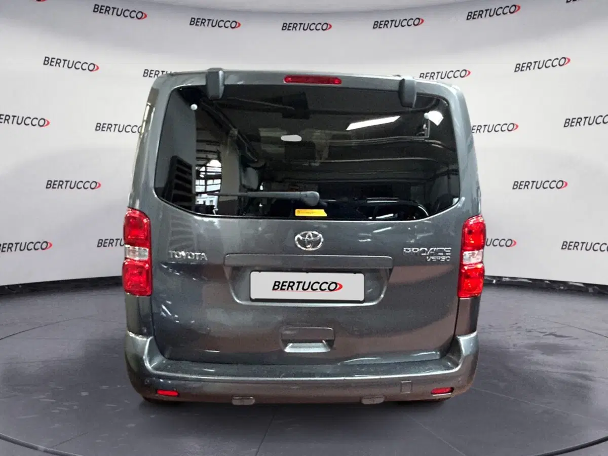 Toyota Proace Verso usata a Verona (2)
