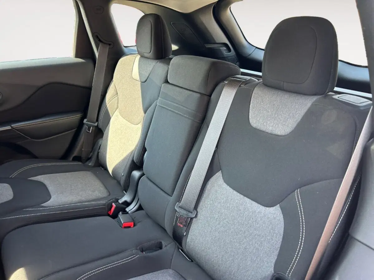 Jeep Cherokee usata a Verona (9)