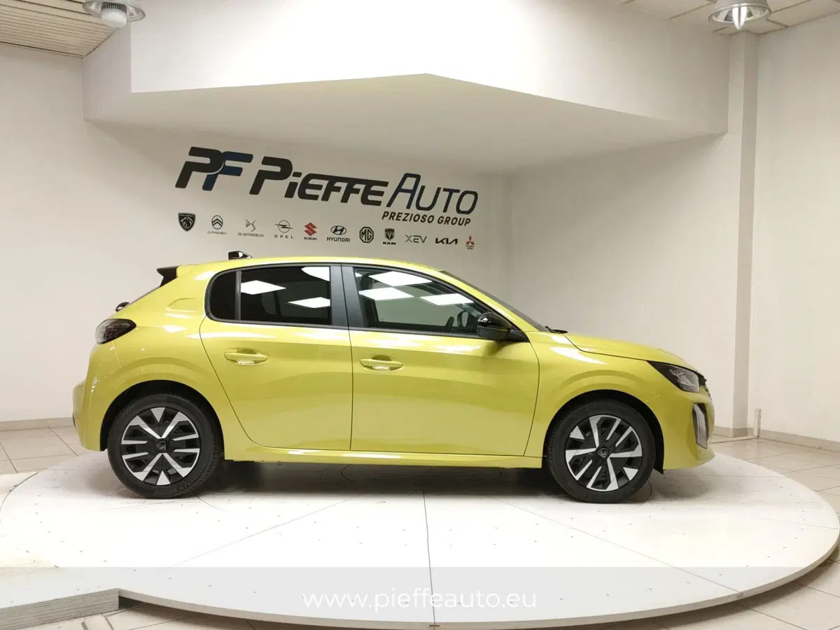 Peugeot 208 nuova a L'Aquila (5)