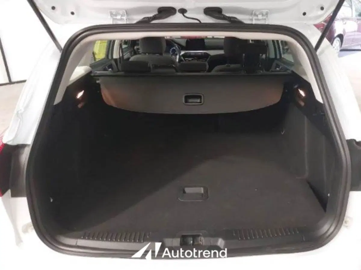 Ford Focus Station Wagon usata a Bari (10)