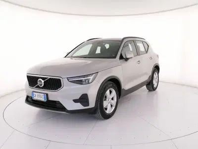 Volvo XC40 T2 Essential N1 del 2022 usata a Roma