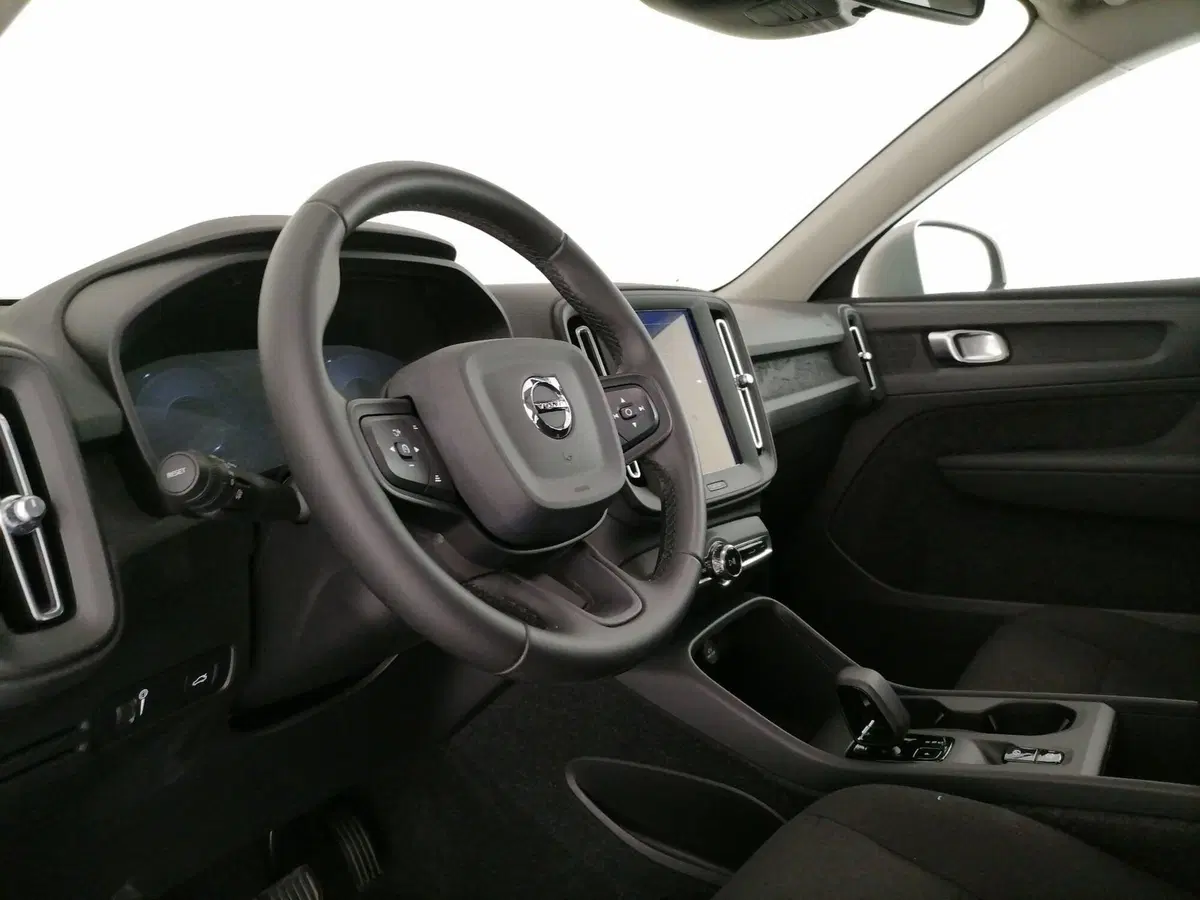Volvo XC40 usata a Roma (11)